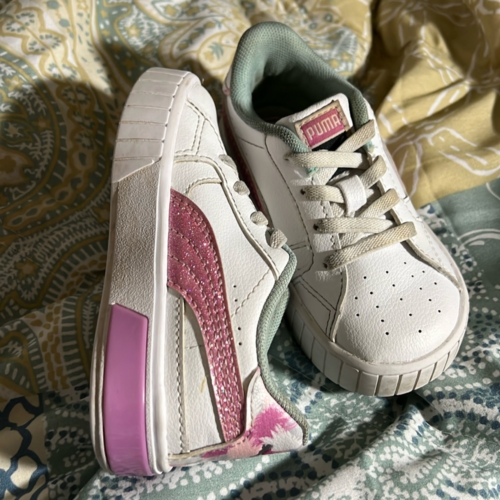 Girls PUMA Cali Star Fly-Mingo Sneakers Size 6